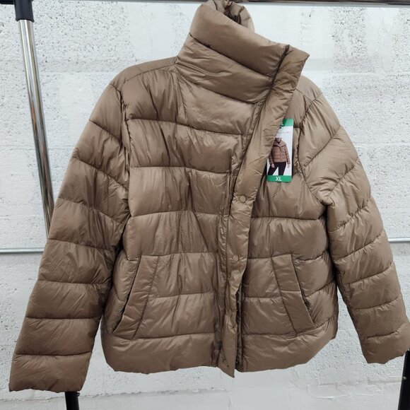 NWT Tahari Women's Asymmetrical Puffer Jacket Tan Large & Extra Large - Picture 12 of 13